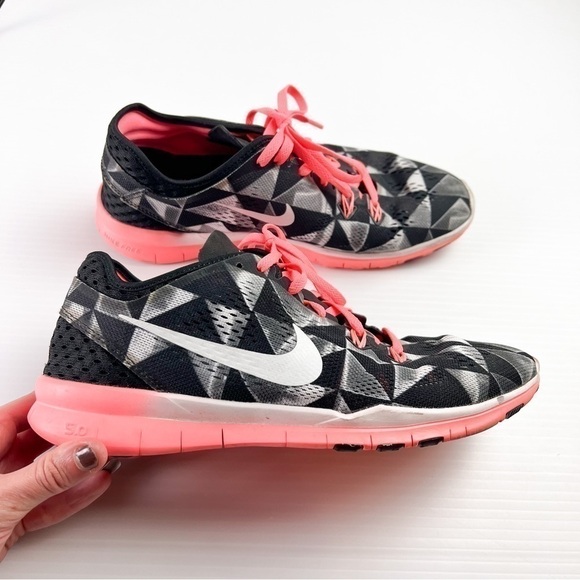Nike Free 5.0 TR Fit 5 Print Black/White-Lava Glow womens size 8.5 - Picture 7 of 12